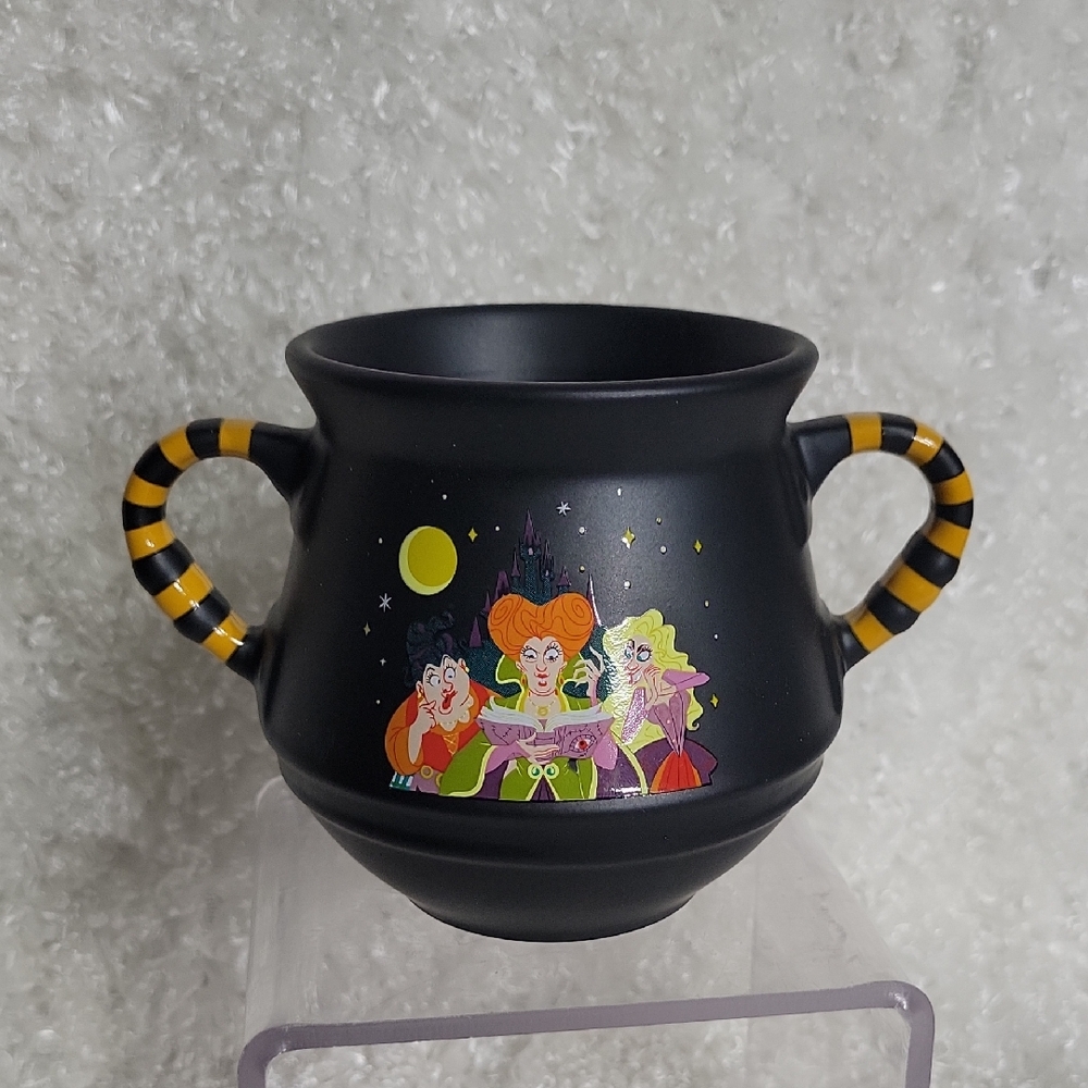 2019 Hocus Pocus Villain Spectacular Cauldron Mug Disney Magic Kingdom